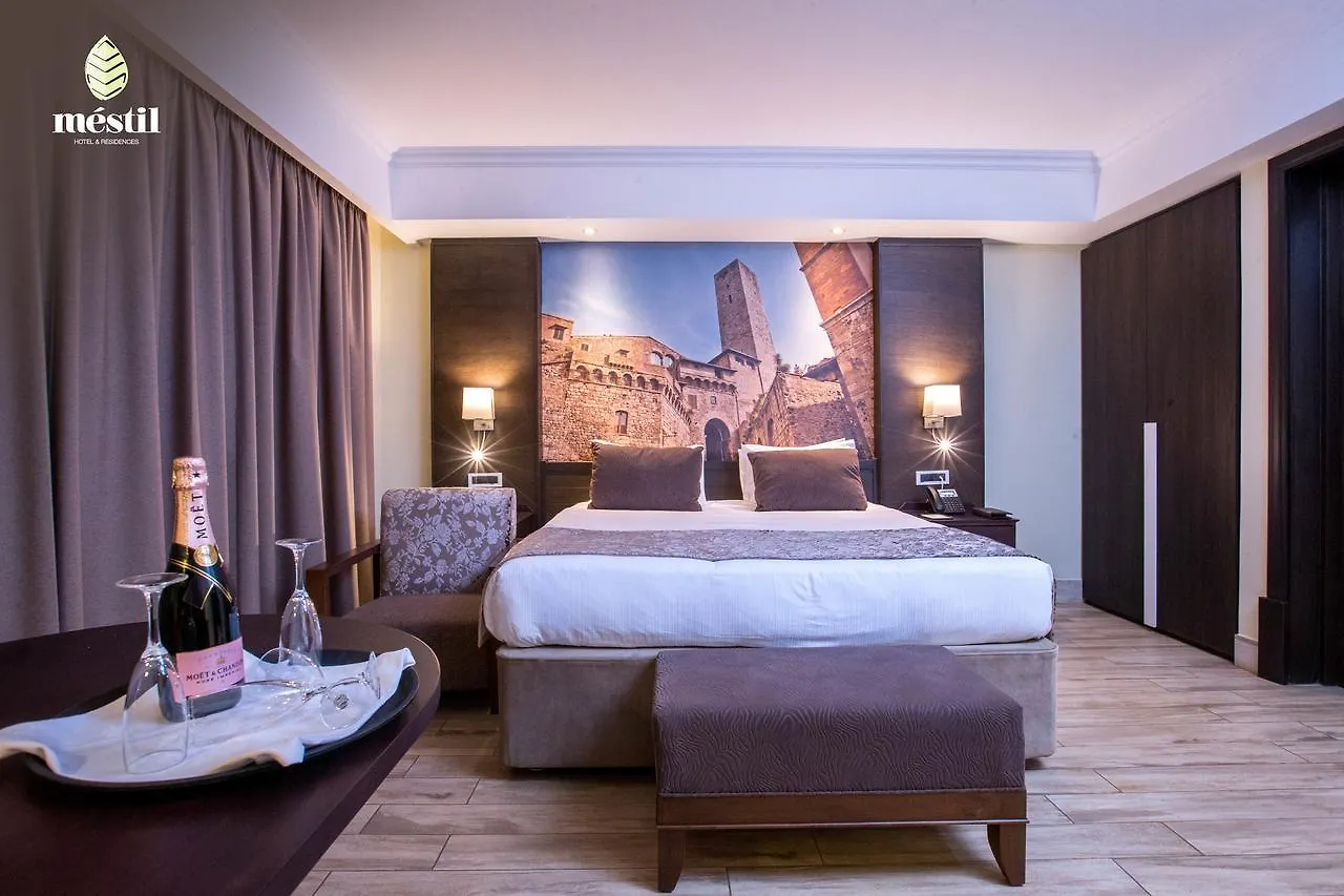 Mestil Hotel & Residences Kampala 5*,