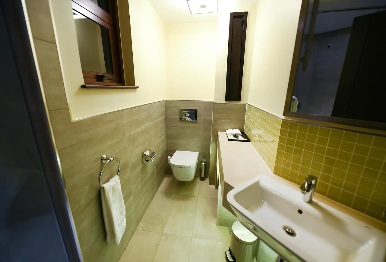 Mestil Hotel & Residences Kampala